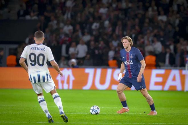 关于又见绝平！巴塞罗那与国际米兰鏖战至终场，萨拉赫读秒救主的信息